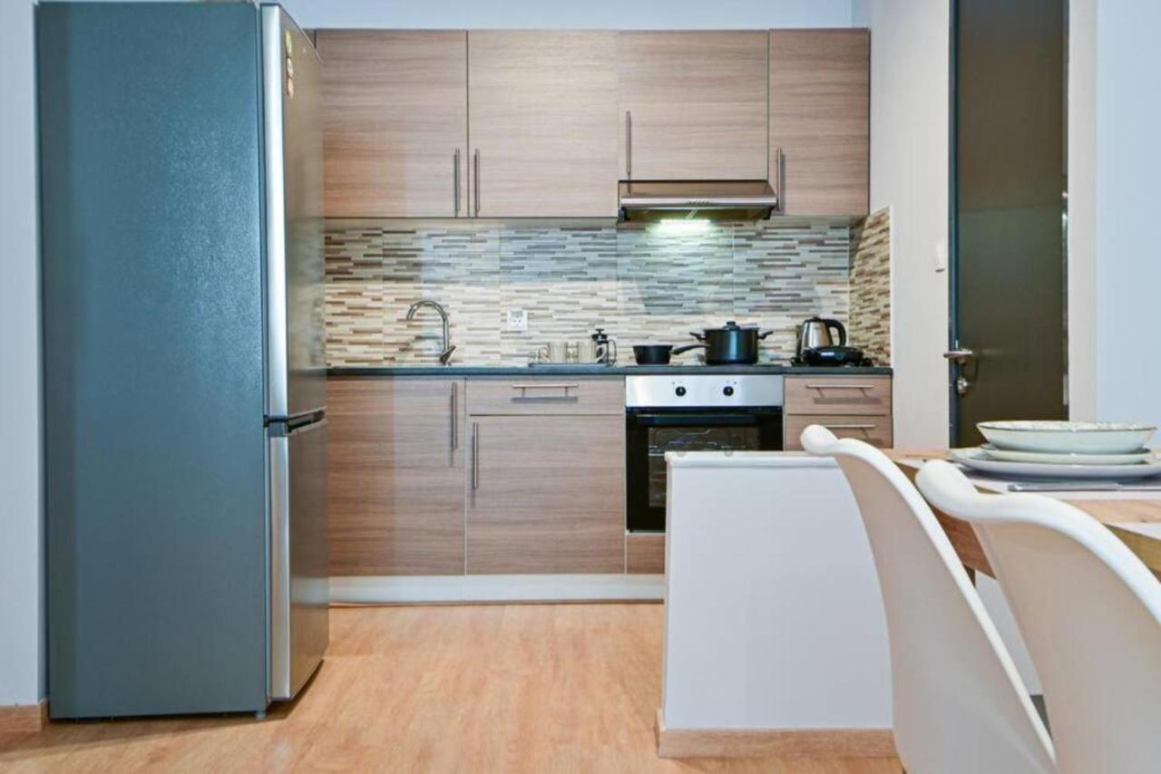 Modern Flat In The Heart Of Port Of Piraeus Lejlighed Eksteriør billede